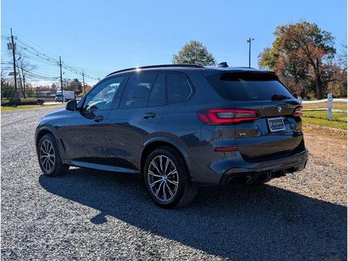 2020 BMW X5 M50i