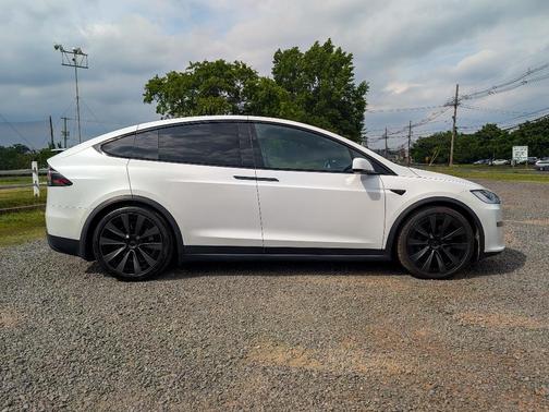 Pearl White Multi 2022 Tesla Model X Base