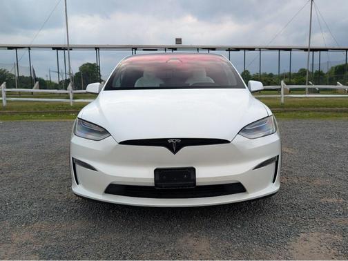 Pearl White Multi 2022 Tesla Model X Base