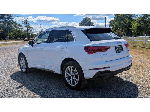 Arkona White 2025 Audi Q3 45 S line Premium