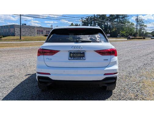 2025 Audi Q3 45 S line Premium