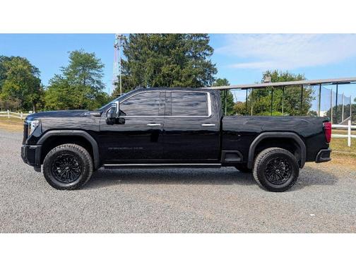 2025 GMC Sierra 2500 Denali Ultimate
