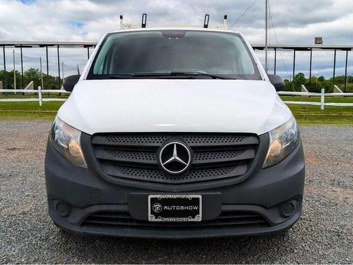 Arctic White 2022 Mercedes-Benz Metris Base