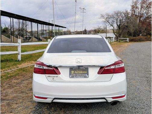 2017 Honda Accord EX