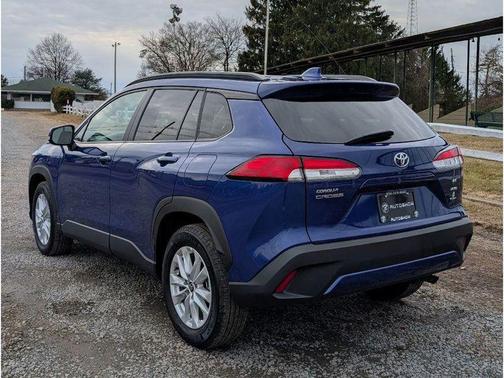 2024 Toyota Corolla Cross LE