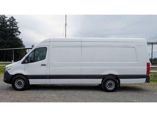 2022 Mercedes-Benz Sprinter 2500 High Roof