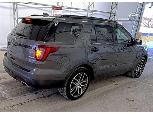 2017 Ford Explorer sport