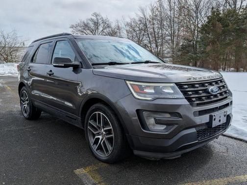 2017 Ford Explorer sport