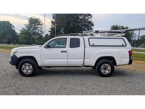 2019 Toyota Tacoma SR