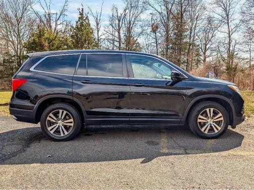 Crystal Black Pearl 2017 Honda Pilot EX-L