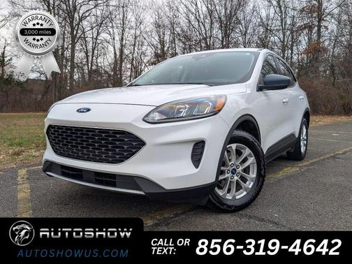 Oxford White 2020 Ford Escape SE