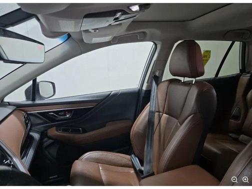 Crystal White Pearl 2022 Subaru Outback Touring XT