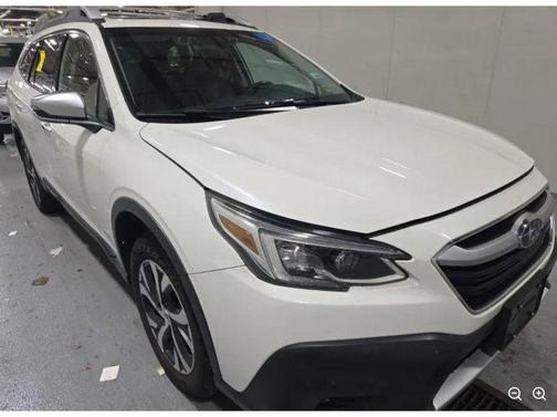 Crystal White Pearl 2022 Subaru Outback Touring XT