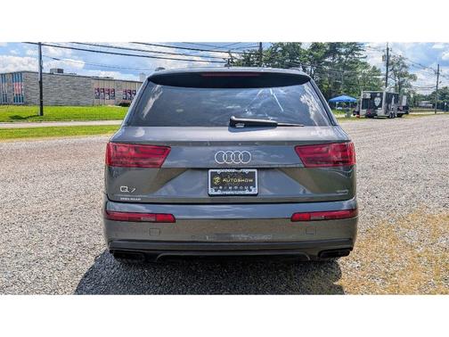 2019 Audi Q7 55 Premium Plus