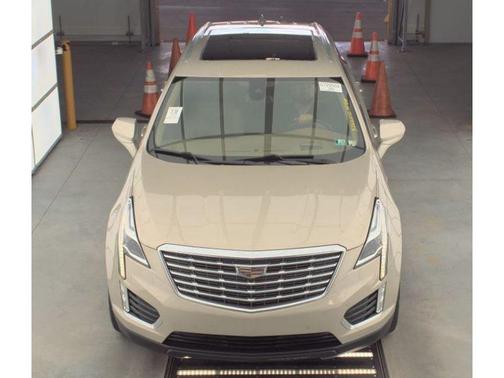2017 Cadillac XT5 Platinum