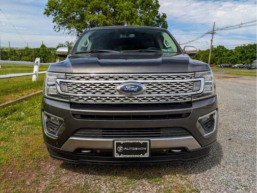 Magnetic Metallic 2019 Ford Expedition Platinum