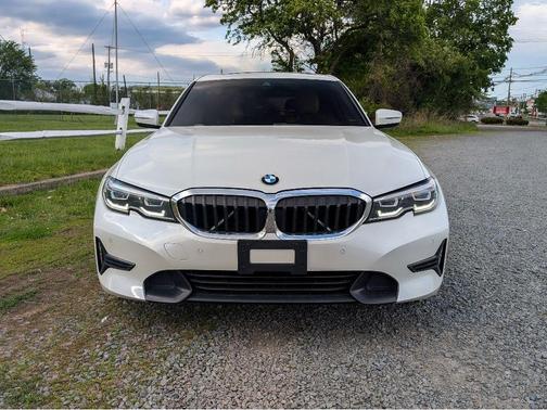 Mineral White Metallic 2020 BMW 330 i xDrive