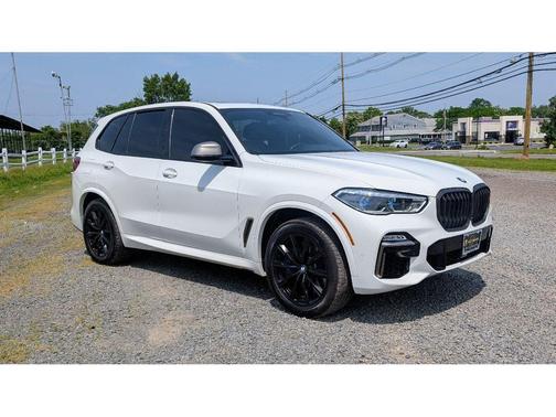 2020 BMW X5 M50i