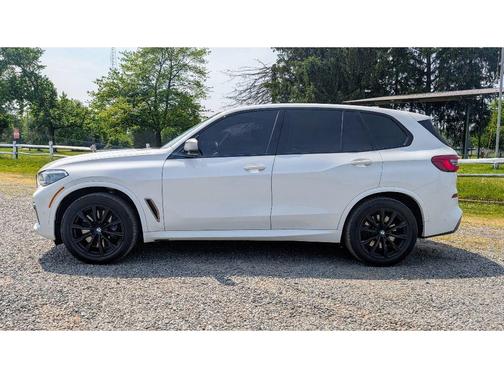 2020 BMW X5 M50i