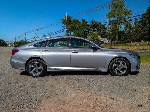 Lunar Silver Metallic 2018 Honda Accord EX-L