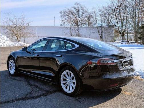 2019 Tesla Model S Standard Range