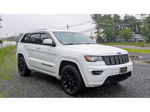 2018 Jeep Grand Cherokee Altitude
