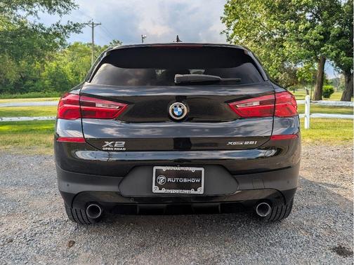 Black Sapphire Metallic 2019 BMW X2 xDrive28i