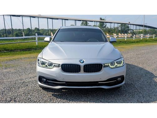 2017 BMW 330 i