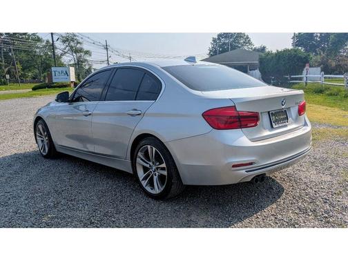 2017 BMW 330 i