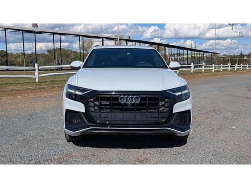 2021 Audi Q8 55 Premium
