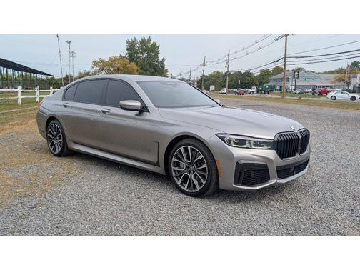 2022 BMW 750 i xDrive