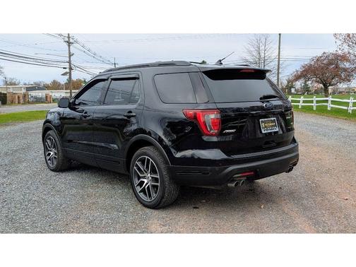 2018 Ford Explorer sport