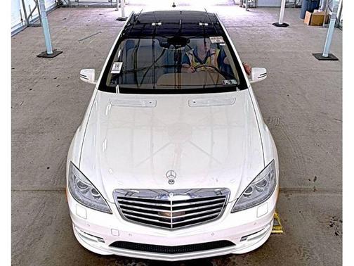 Diamond White Metallic 2010 Mercedes-Benz S-Class S 550 4MATIC