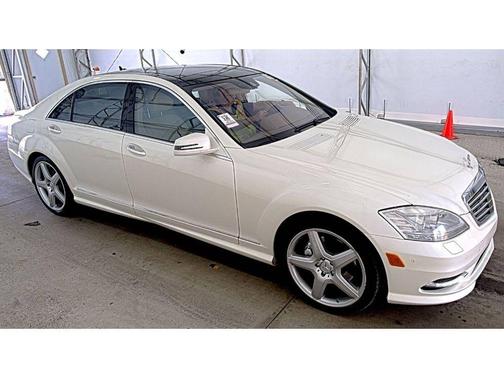 Diamond White Metallic 2010 Mercedes-Benz S-Class S 550 4MATIC