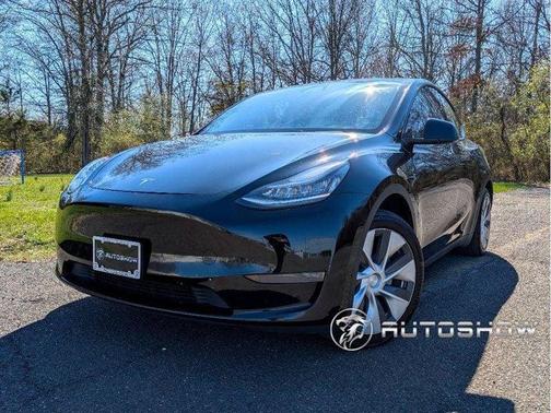 Black 2021 Tesla Model Y Long Range