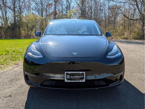 Black 2021 Tesla Model Y Long Range