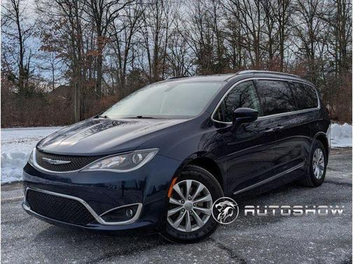 2018 Chrysler Pacifica Touring-L Plus