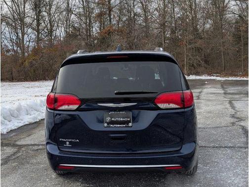 2018 Chrysler Pacifica Touring-L Plus
