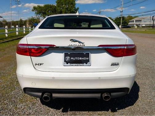 Polaris White 2017 Jaguar XF 35t Premium
