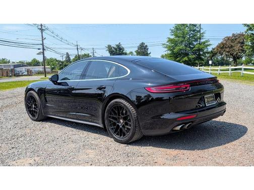 2018 Porsche Panamera 4S