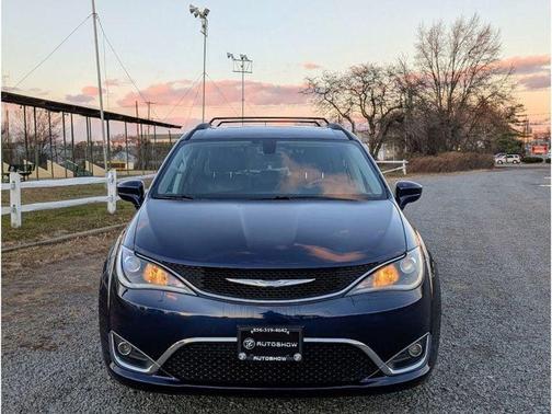 Jazz Blue Pearlcoat 2017 Chrysler Pacifica Touring-L