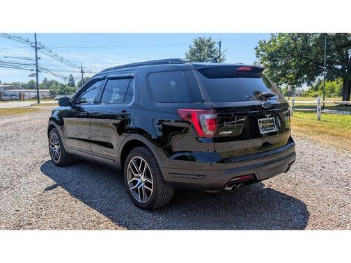 2018 Ford Explorer sport