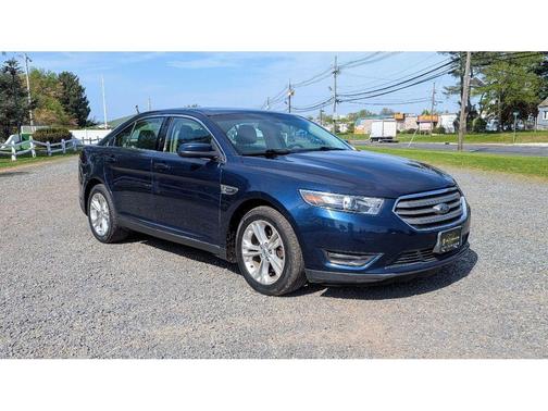 2016 Ford Taurus SEL