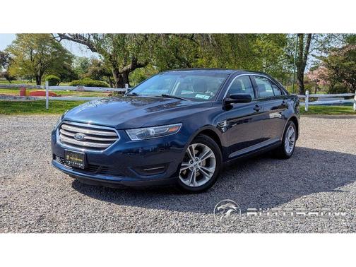 2016 Ford Taurus SEL