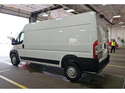 Bright White Clearcoat 2026 RAM ProMaster 2500 High Roof