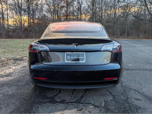 2018 Tesla Model 3 Mid Range
