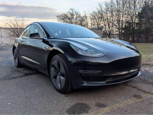 2018 Tesla Model 3 Mid Range