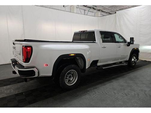 White Frost Tri-Coat 2020 GMC Sierra 3500 Denali