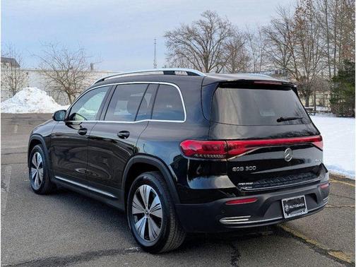 2023 Mercedes-Benz EQB 300 Base 4MATIC