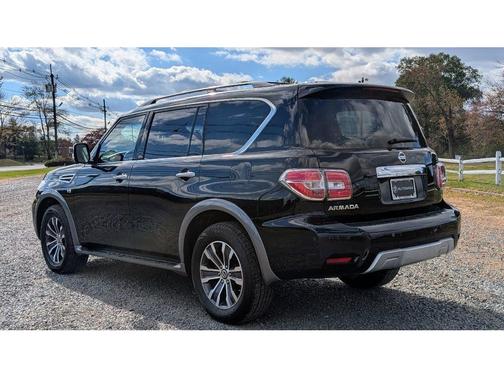 2017 Nissan Armada SL